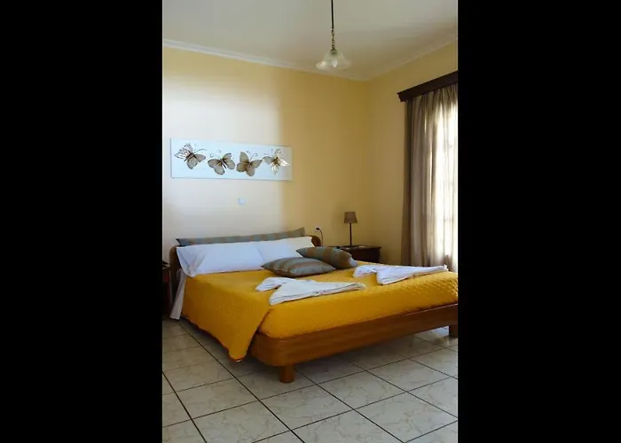 Natalia B With Panoramic Sea Views Of Agios Gordios Bay شقة